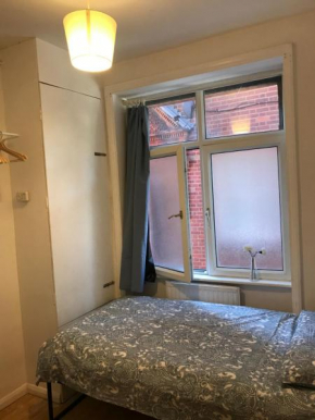 Single bedroom with wifi off Bricklane 3